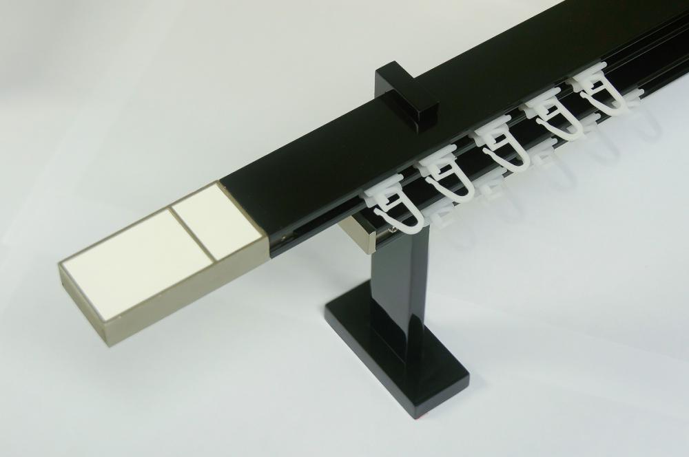 Garniža SQUARE LINE čierna 2dr. - kon. BOSS biela koža